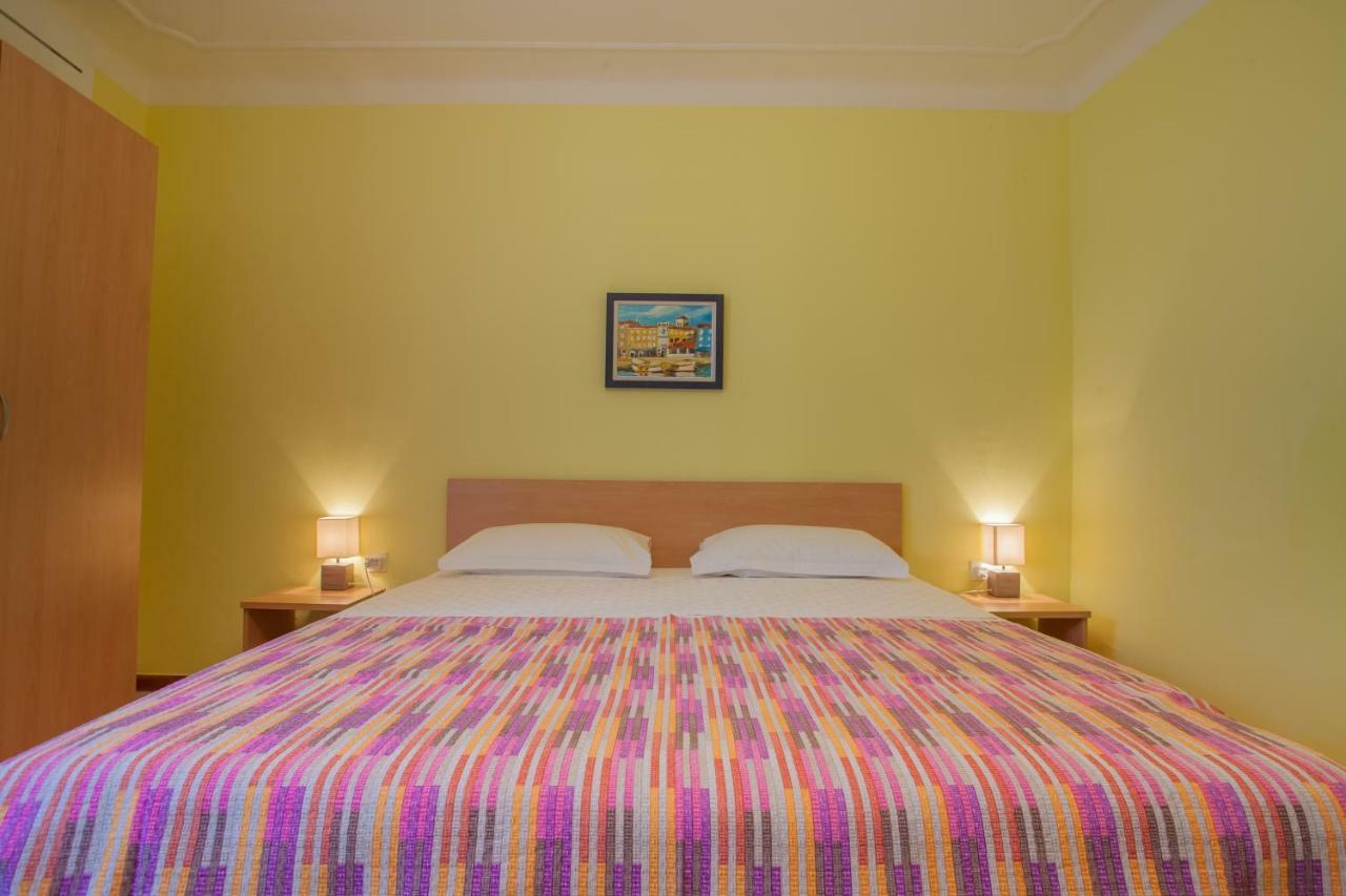 Rooms Ester Cres Extérieur photo